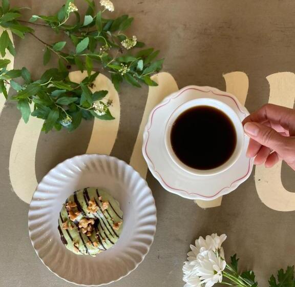 הוסטל The Bath & Bed Hayama