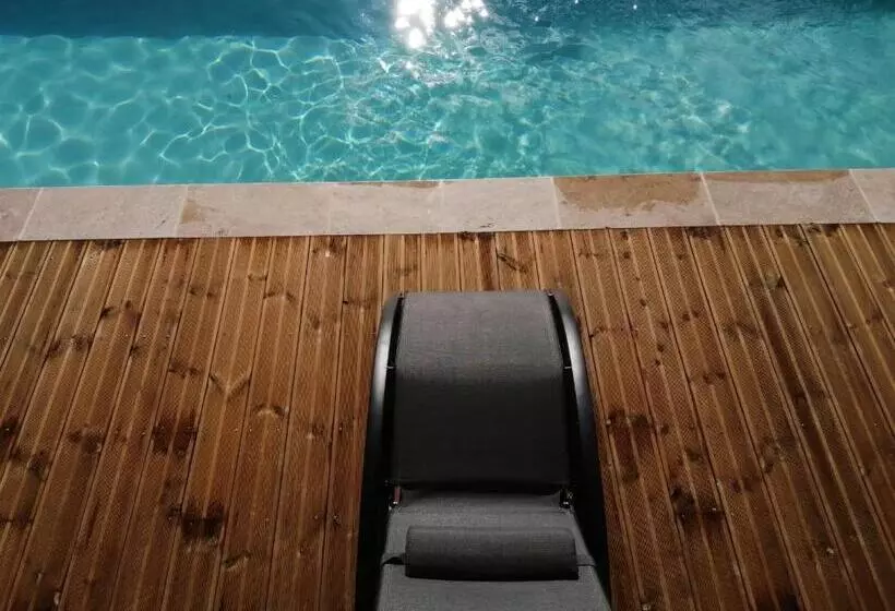 ベッドアンドブレックファースト La Grange De Lucie  Chambres D Hôtes En Périgord Dordogne