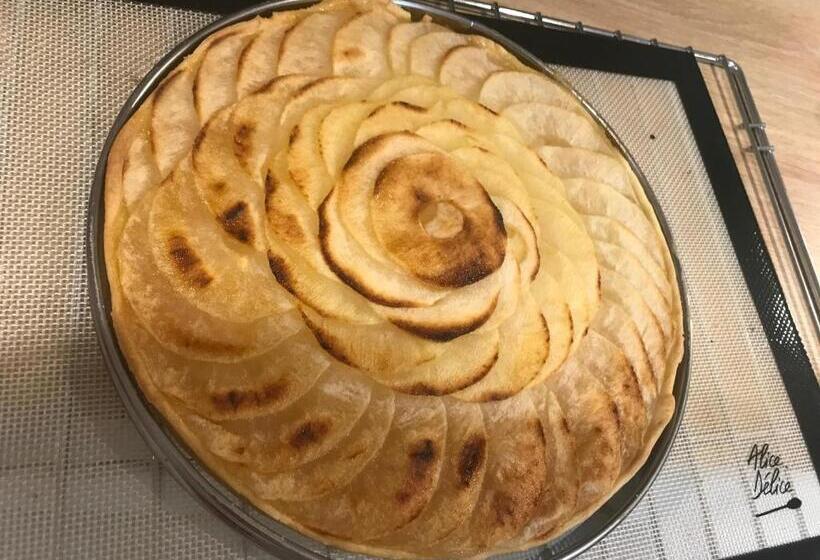 تختخواب و صبحانه Maison D'hôtes Aux Deux Cigognes