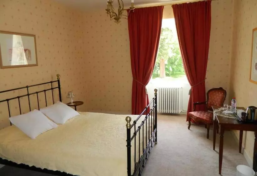 ホテル Château De Mavaleix