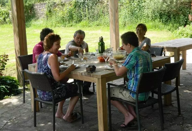 ホテル Château De Mavaleix