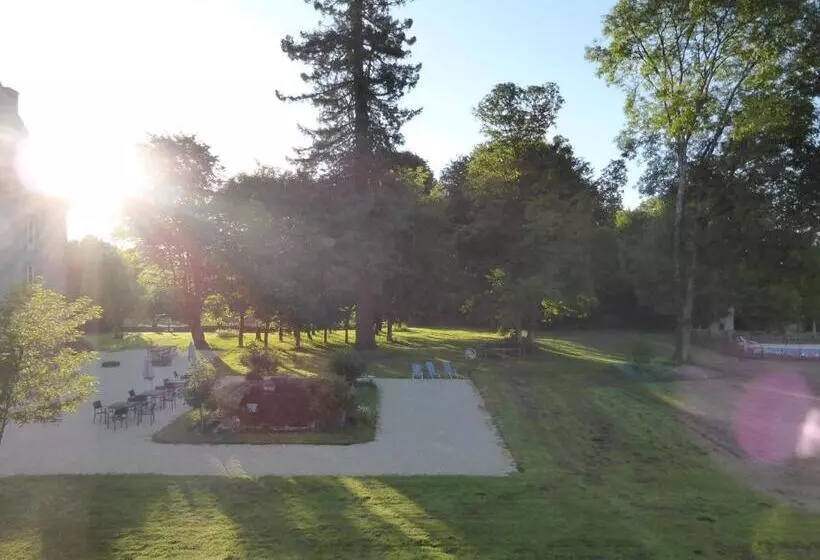 ホテル Château De Mavaleix