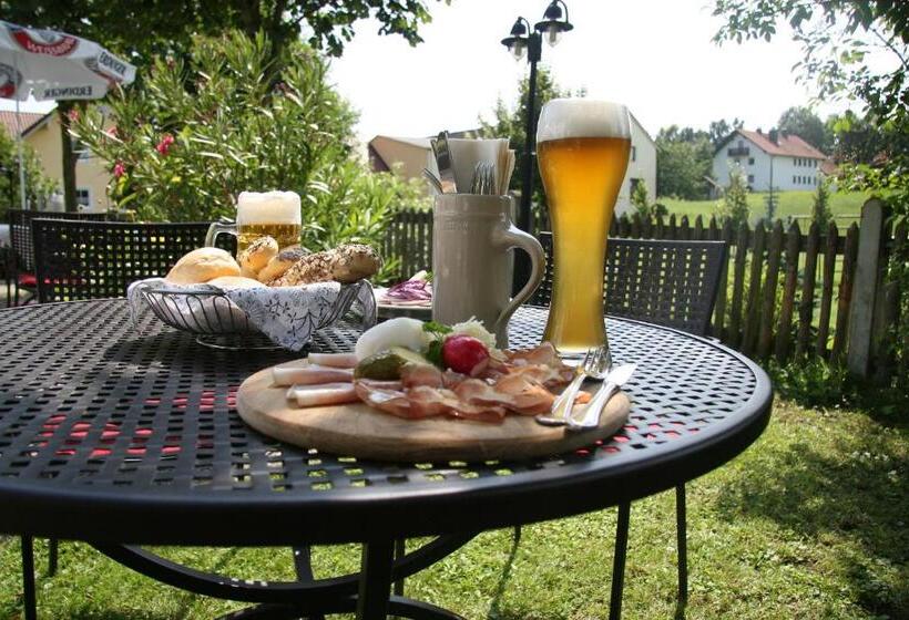 ホテル Gasthaus Zur Linde