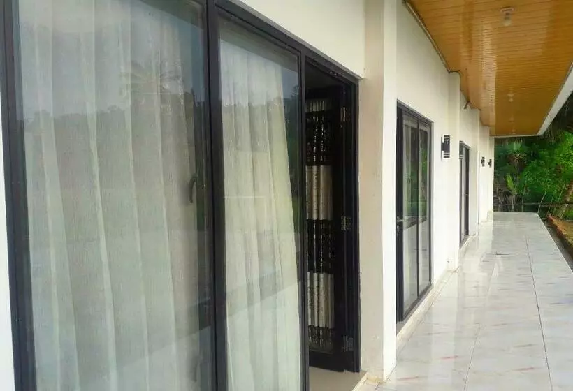 ホテル Oyo 2246 Anjung Bang Oking  & Resort