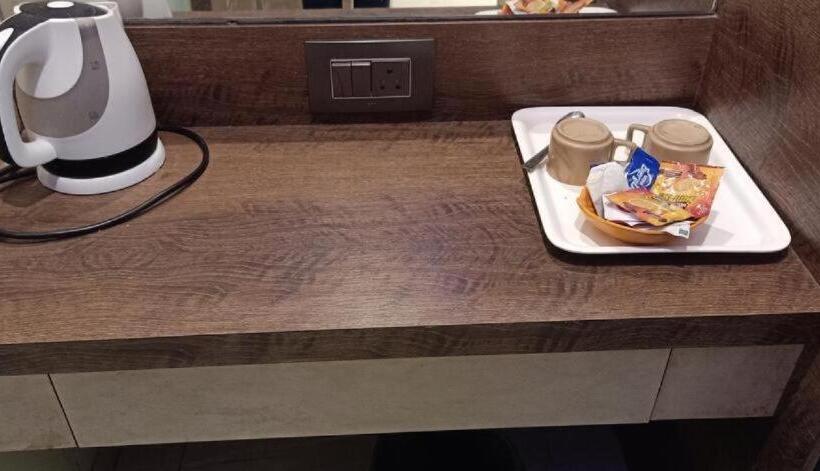 호텔 Pratiksha Residency