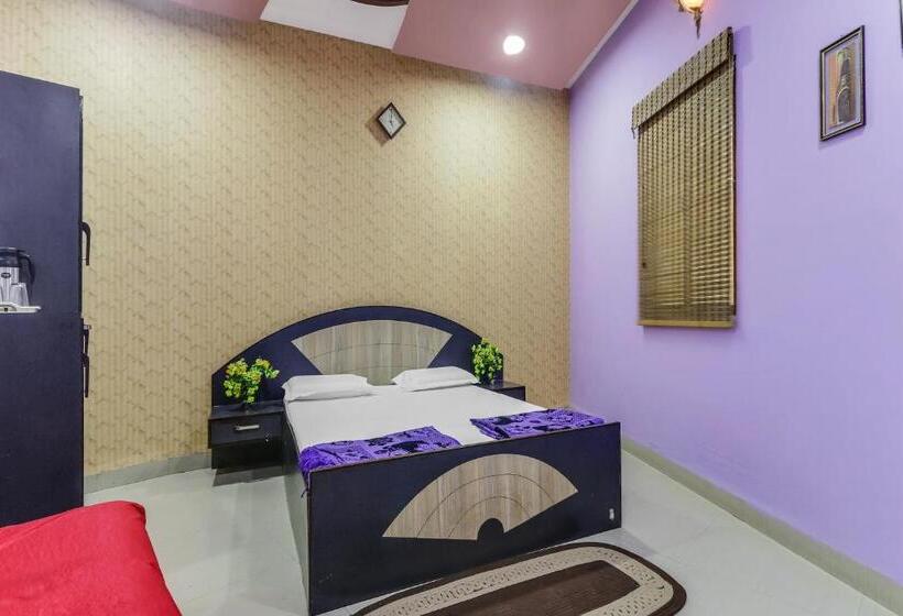 Hotel Raga Residency