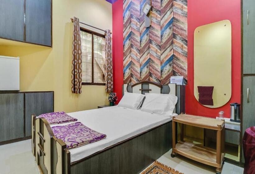 Hotel Raga Residency