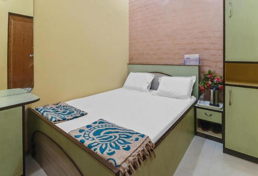 Hotel Raga Residency