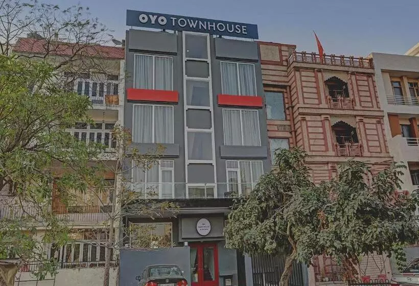 Hotelli Townhouse 587 Sec 19