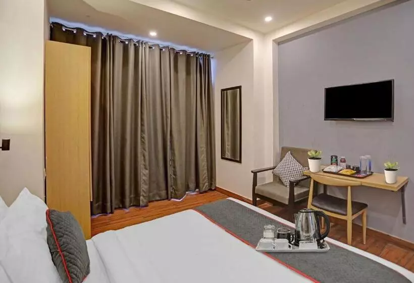 Hotelli Townhouse 587 Sec 19