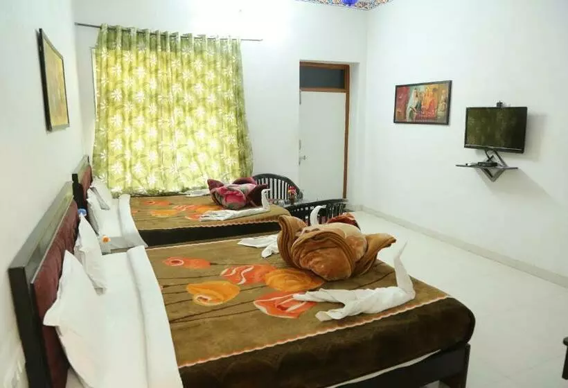 Lake Alpi Resort Kumbhalgarh