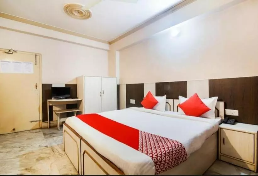 Pension  Aditya Palace