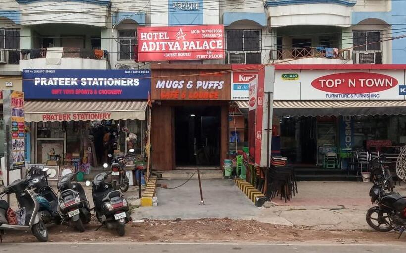 بنسيون Aditya Palace