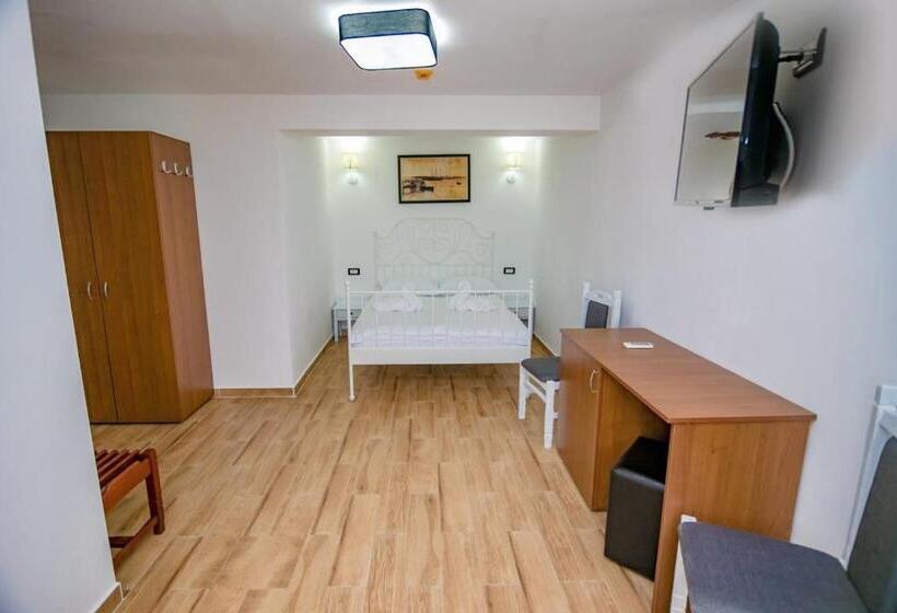 بنسيون Casa Ypu