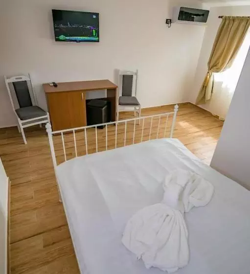 Pensió Casa Ypu