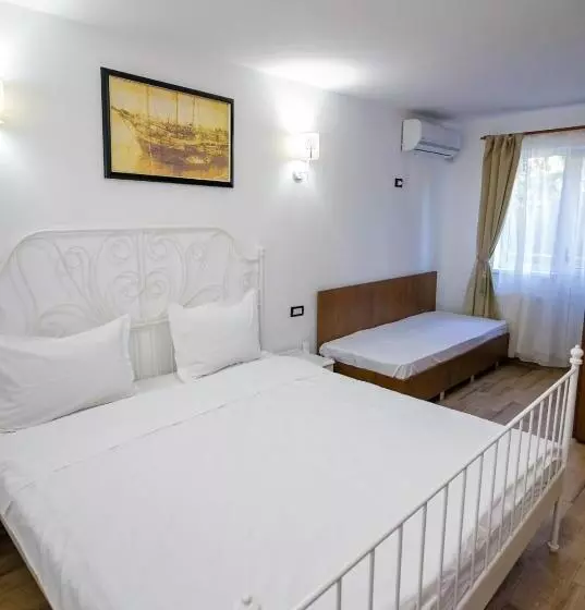 Pensió Casa Ypu