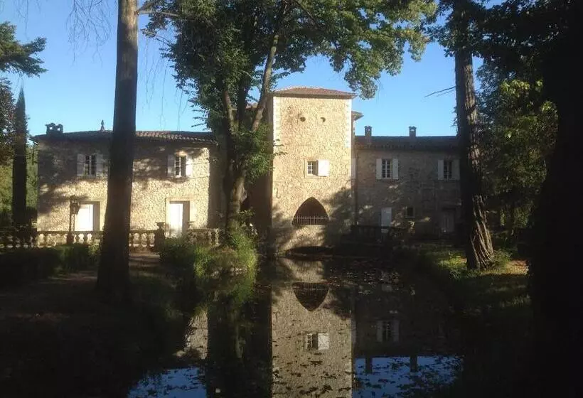 Majatalo Domaine De Saint Charles