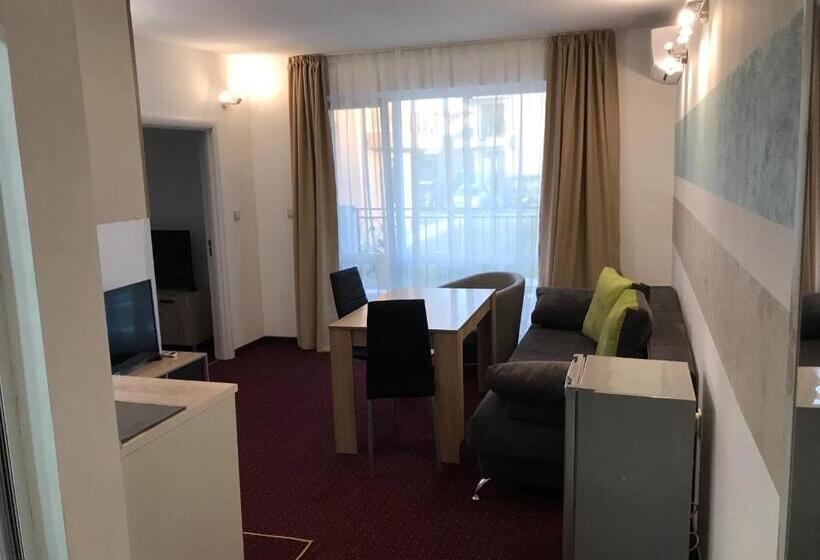 Pensionat Guest House Theona