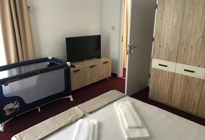 Pensionat Guest House Theona