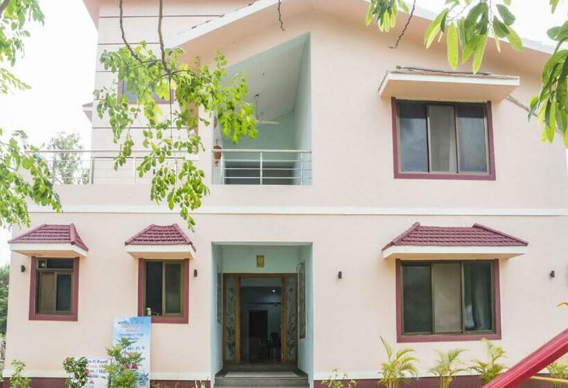 Lotus The Lake View Resort