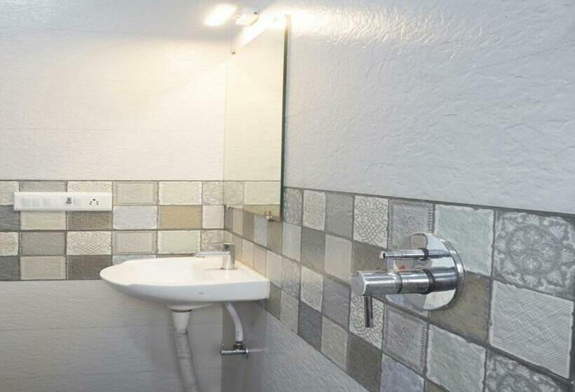 Lotus The Lake View Resort