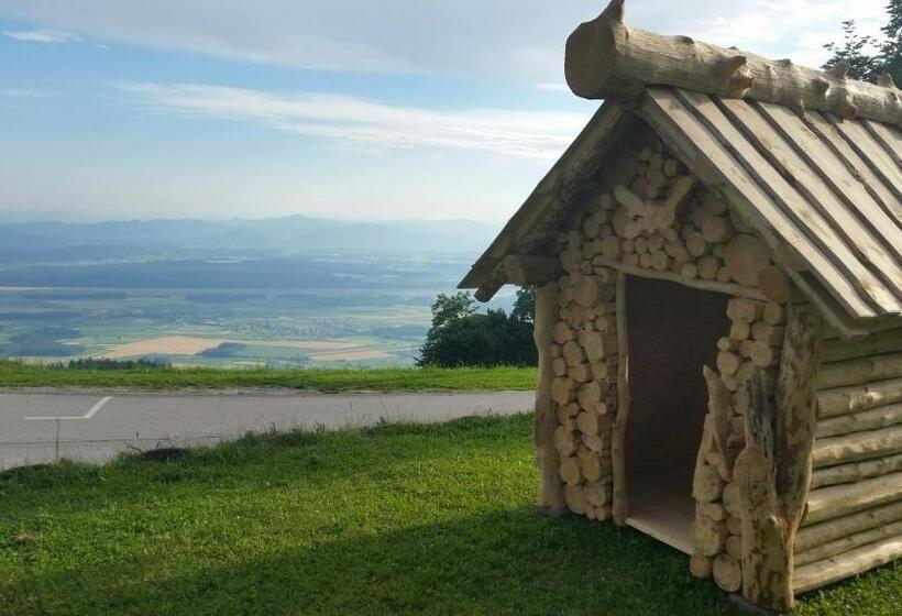 پانسیون Guest House Pr Ambružarju & Apartments