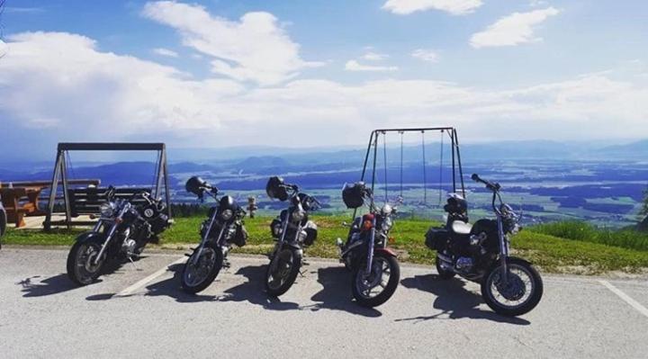 پانسیون Guest House Pr Ambružarju & Apartments