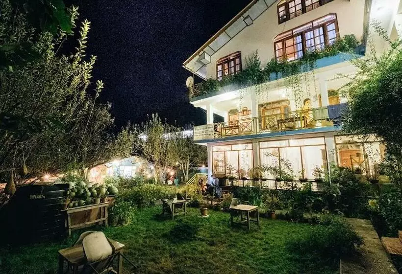 ペンション Orchards House The Hidden Tribe