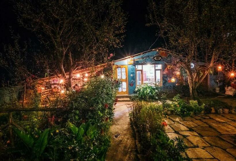 ペンション Orchards House The Hidden Tribe