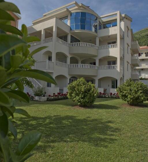 Vila V Lux Apartments