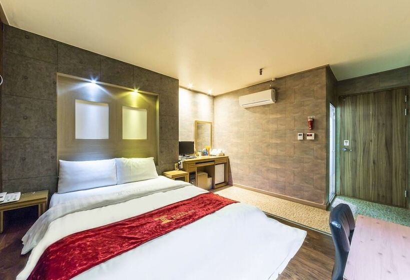 هتل Anshan Jungang Station Chocolate