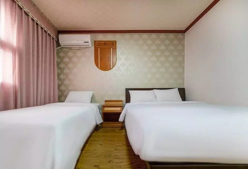 هتل Gangneung Gyeongpodae Hyatt