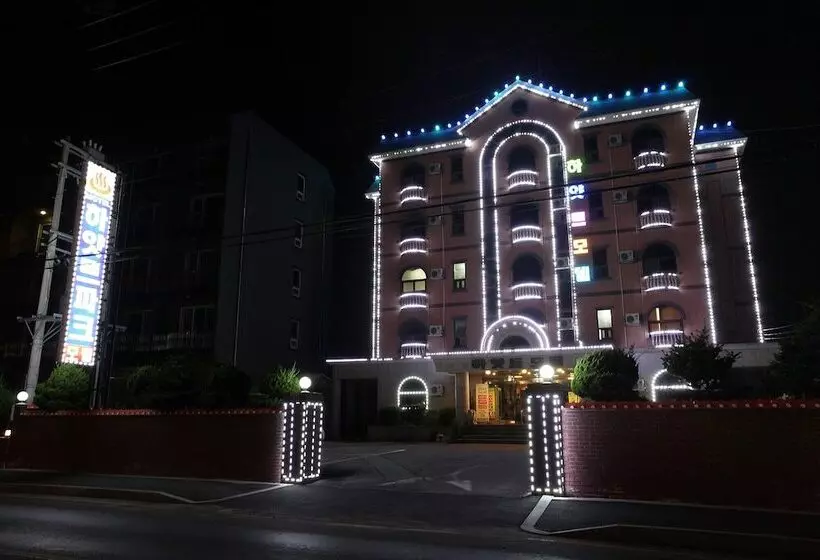 هتل Gangneung Gyeongpodae Hyatt