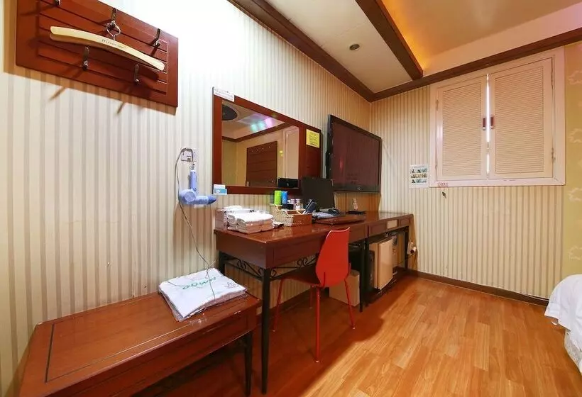 Hotelli Gimpo Freezone