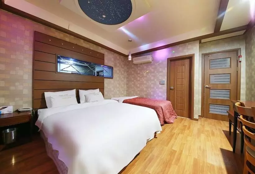 Hotelli Gimpo Freezone