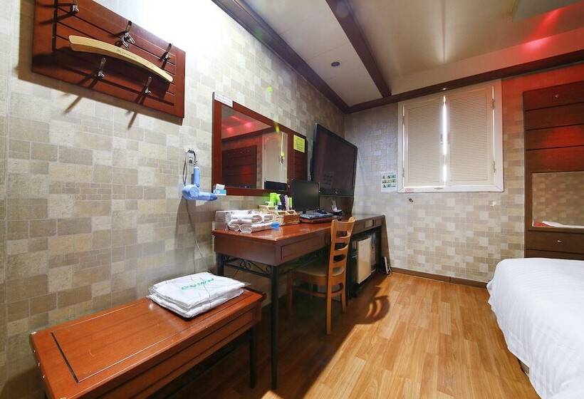 Hotel Gimpo Freezone