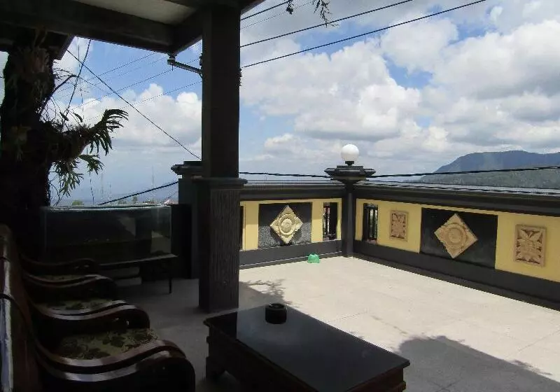 Hotelli Nirmala