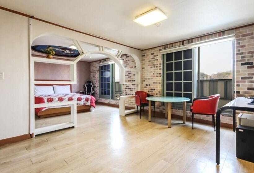 מוטל Gunsan El Dorado