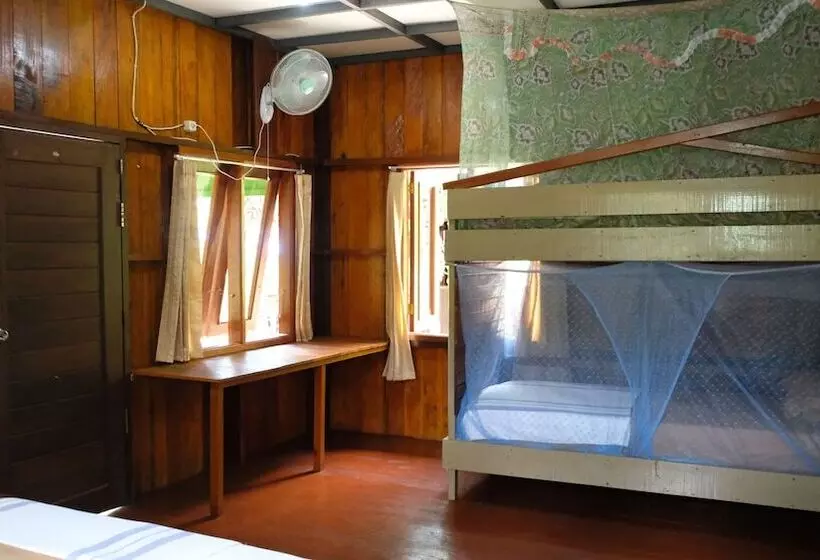 Majatalo Maratua Guesthouse