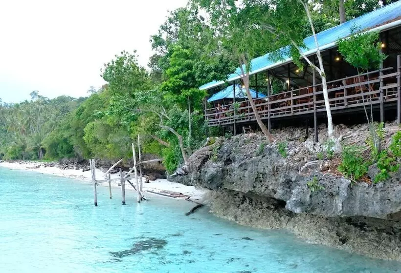 Majatalo Maratua Guesthouse