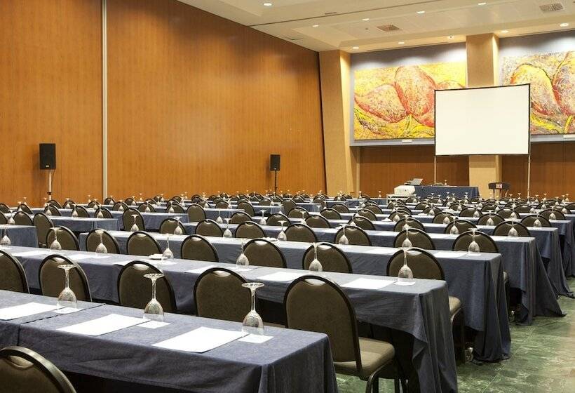 Apartamentos Vértice Sevilla Aljarafe