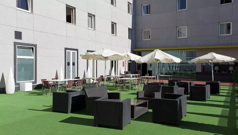 Apartamentos Vértice Sevilla Aljarafe