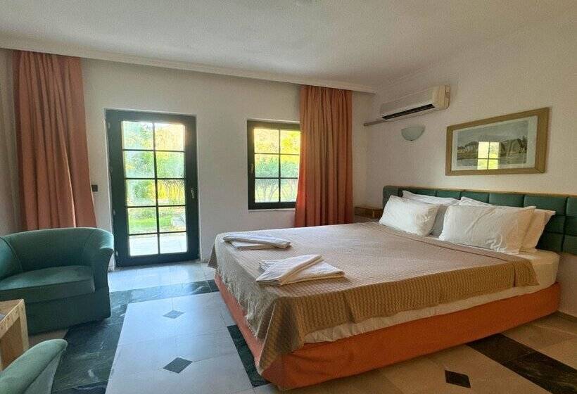 Club Mel Holiday Resort