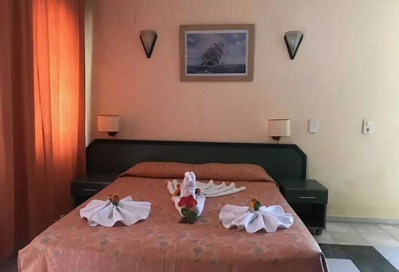 Club Mel Holiday Resort