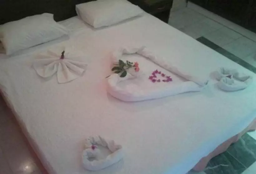Club Mel Holiday Resort