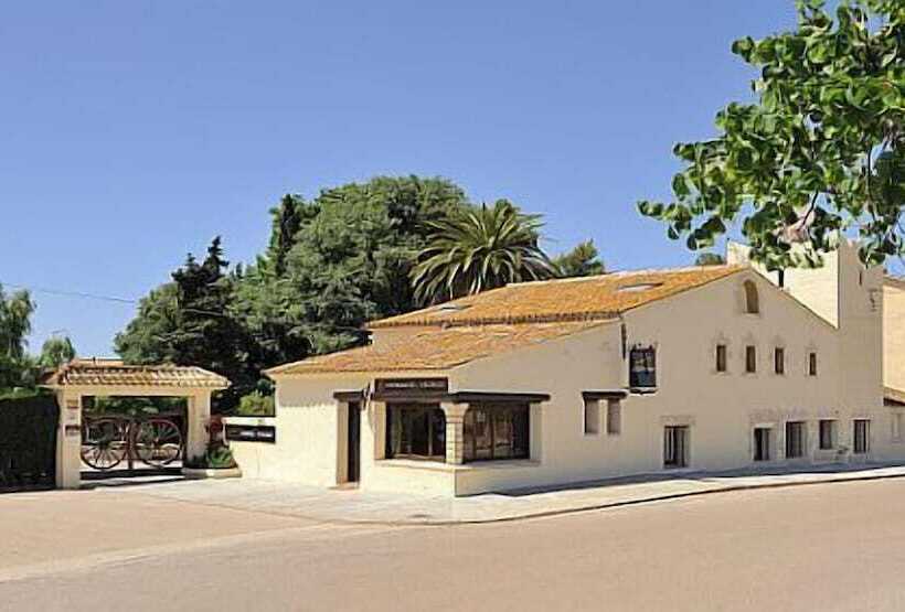 مسافرخانه Priorat Boutique