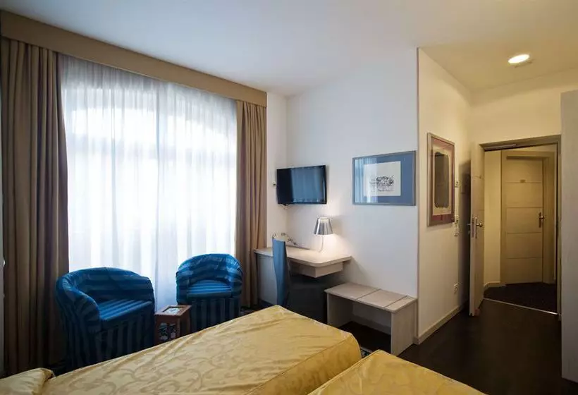 Hotel Appia 442