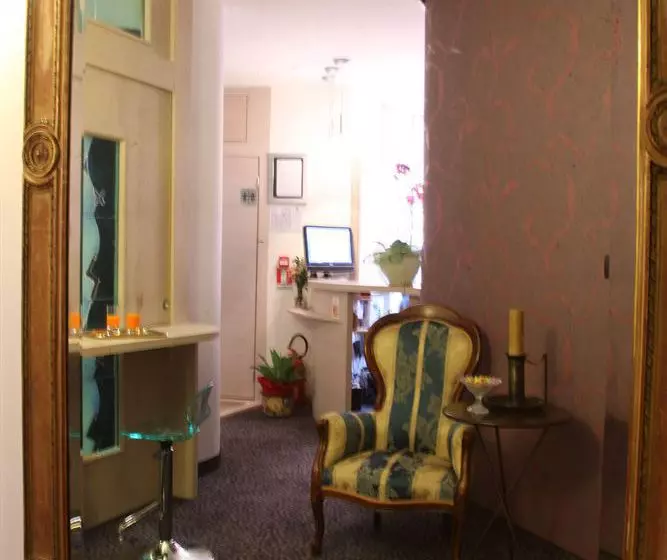 Hotel Appia 442