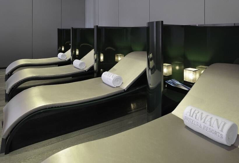 Armani Hotel Dubai, Burj Khalifa