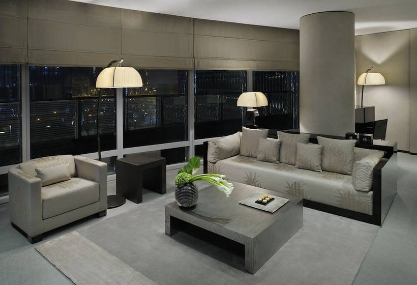 Armani Hotel Dubai, Burj Khalifa